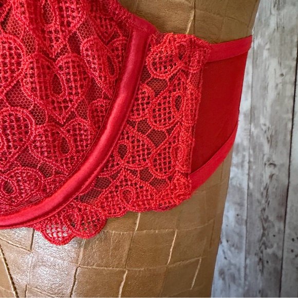 Victoria's Secret Dream Angels Wicked Unlined Sweet Heart Lace Balconette Bra - Picture 5 of 8